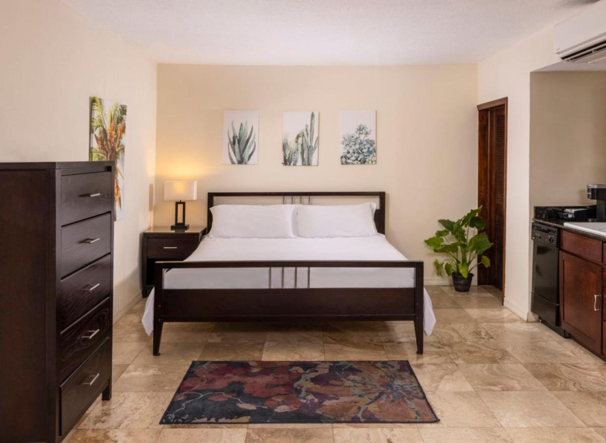 King Room with Garden View