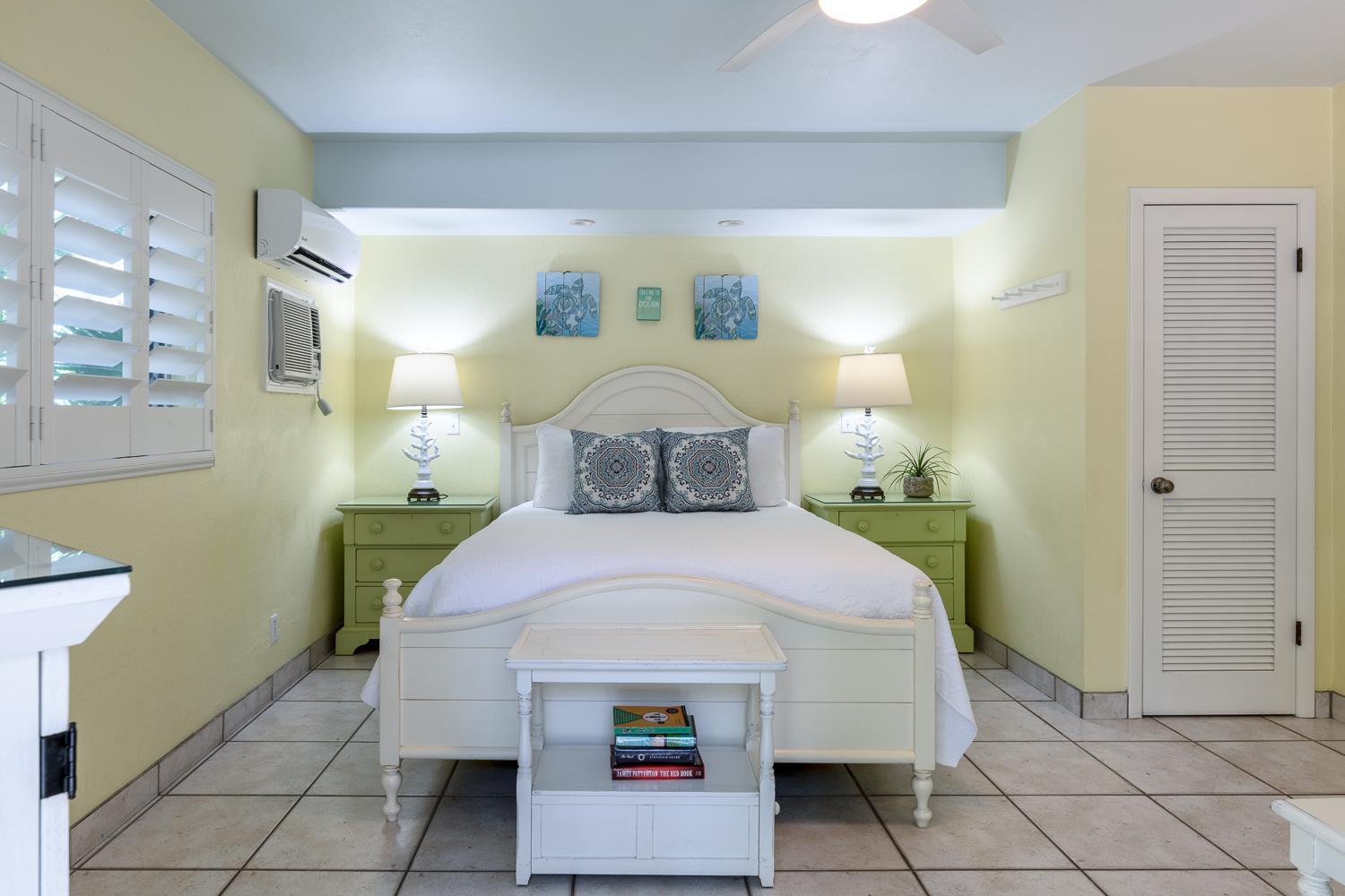 Queen Room with Garden View