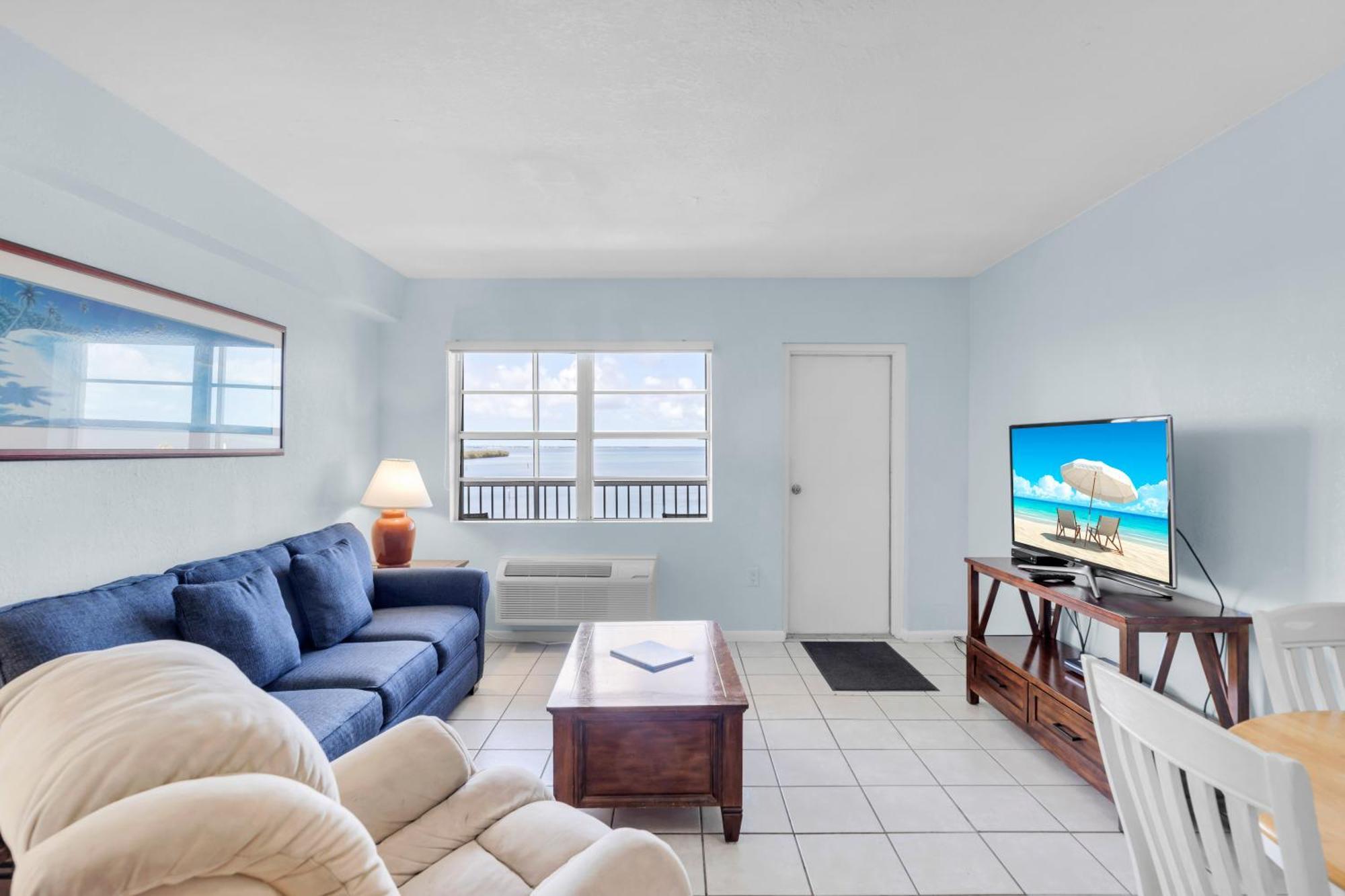 One-Bedroom Suite