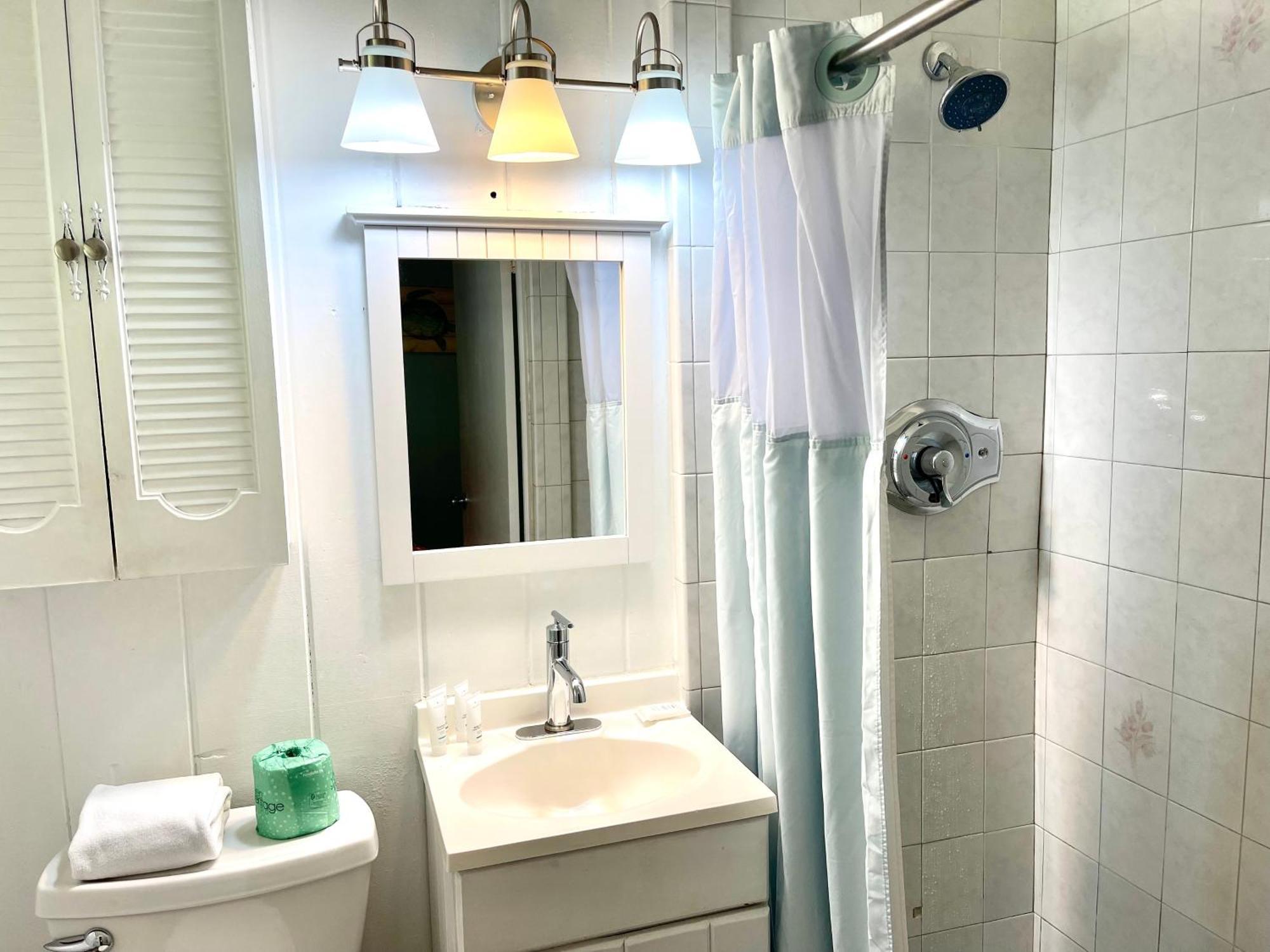 Beach Daze Waterfront Suite