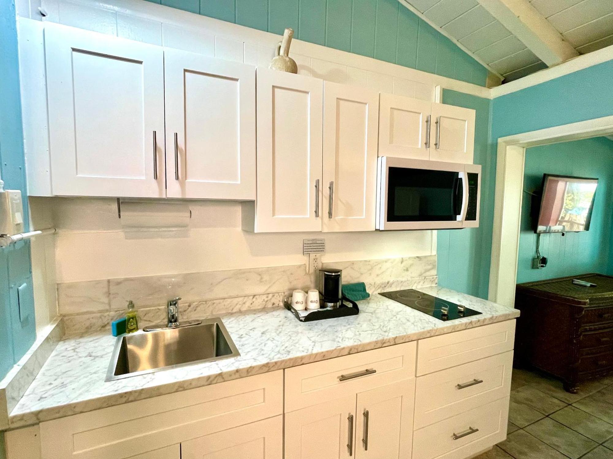 Beach Daze Waterfront Suite