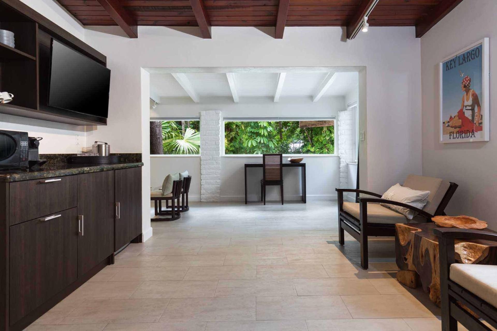 Paradise Bungalow