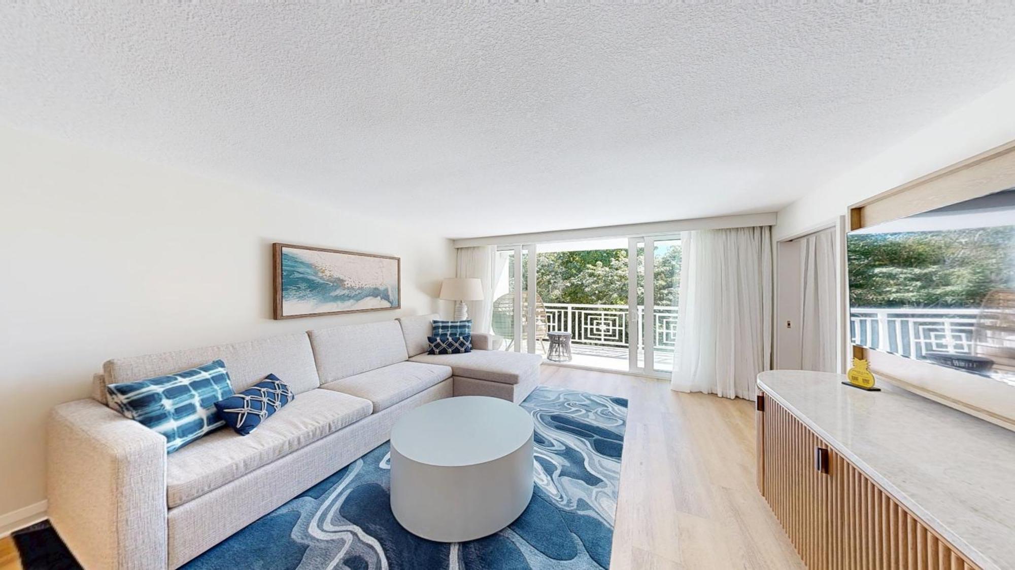 One-Bedroom Paradise Suite Kitchenette