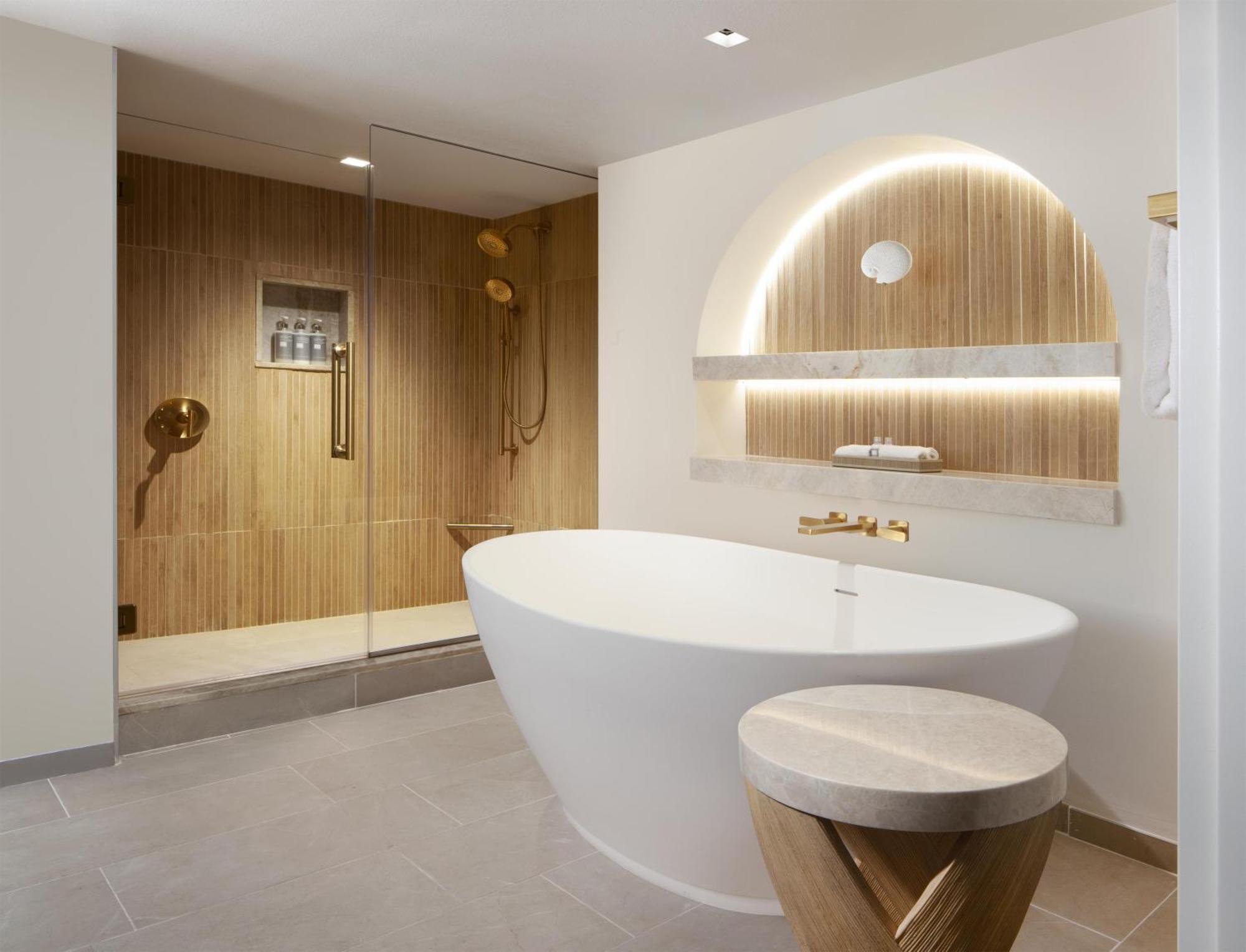 One-Bedroom Paradise Suite Kitchenette