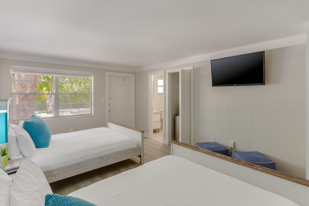 Standard Queen Room with Two Queen Beds
