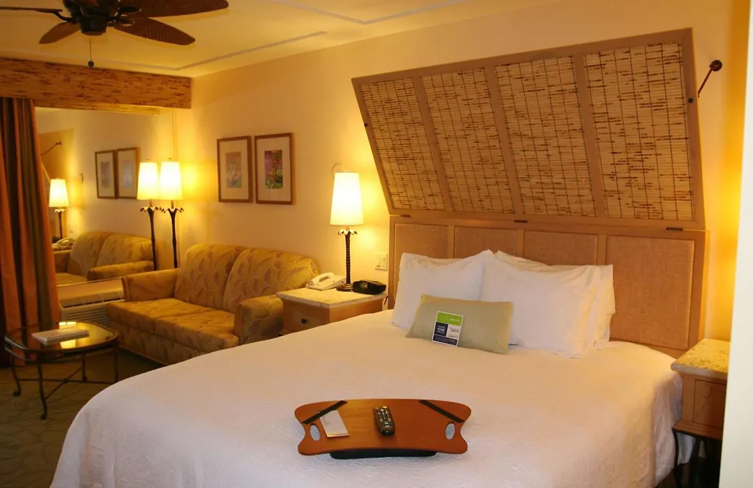 Hampton Inn Key Largo-1