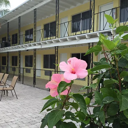 Key Largo Inn-3